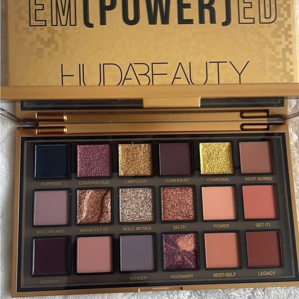 HUDA BEAUTY|Empowered~Eyeshadow Palette|BNIB